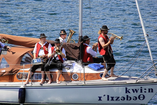 也反映出球 也反映出球