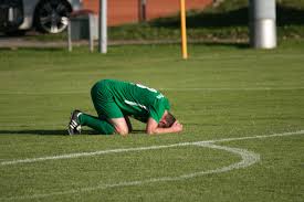 击假球与非 击假球与非